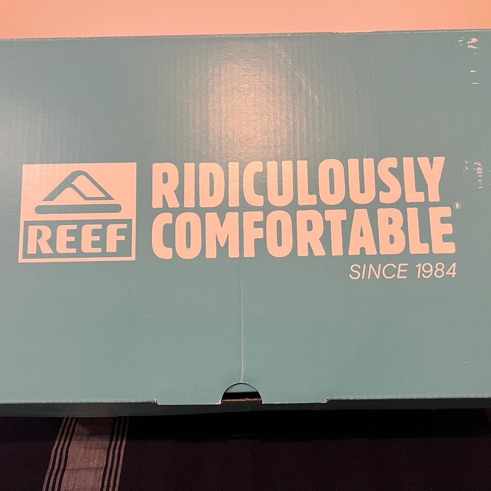 New in box Reef sandals. - Picture 6 of 12